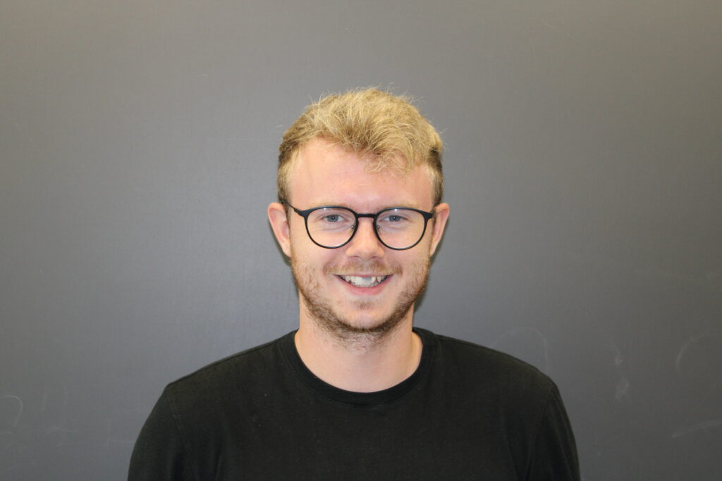Casper. Engelsk, N/T, biologi, geografi, AKT. Gruppelærer hos 3.-4. kl.